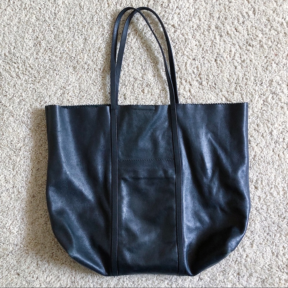 Banana republic black leather slouchy bag boho